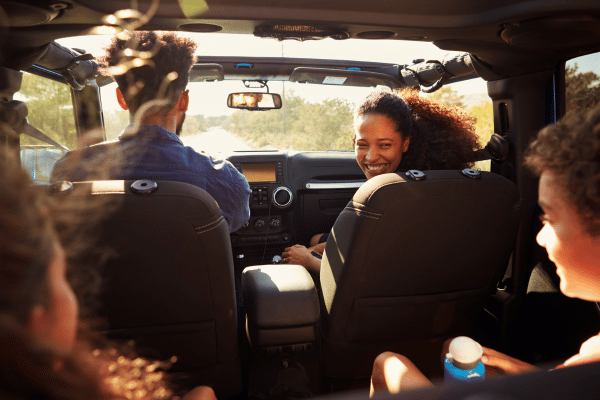 Tips for Avoiding Distracted Driving During Family Road Trips